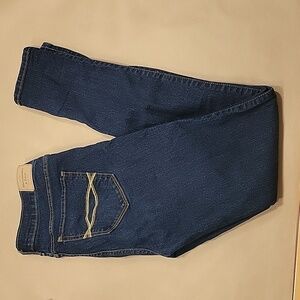 Abercrombie & Fitch, Super Skinny. Size 4, Excellent Used Condition!